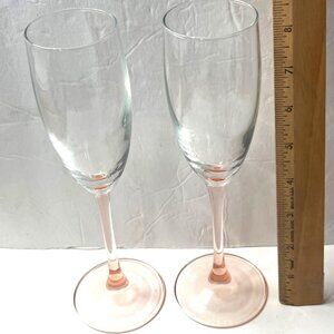 Set Of 2 Champagne Flutes With Pink Stems Elegant Glassware For Celebrations C82